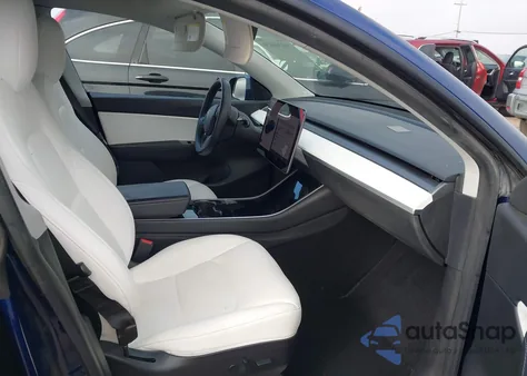 2020 Tesla Model Y Long Range Dual Motor All-Wheel Drive z USA, uszkodzony, nr VIN 5YJYGDEE8LF023056